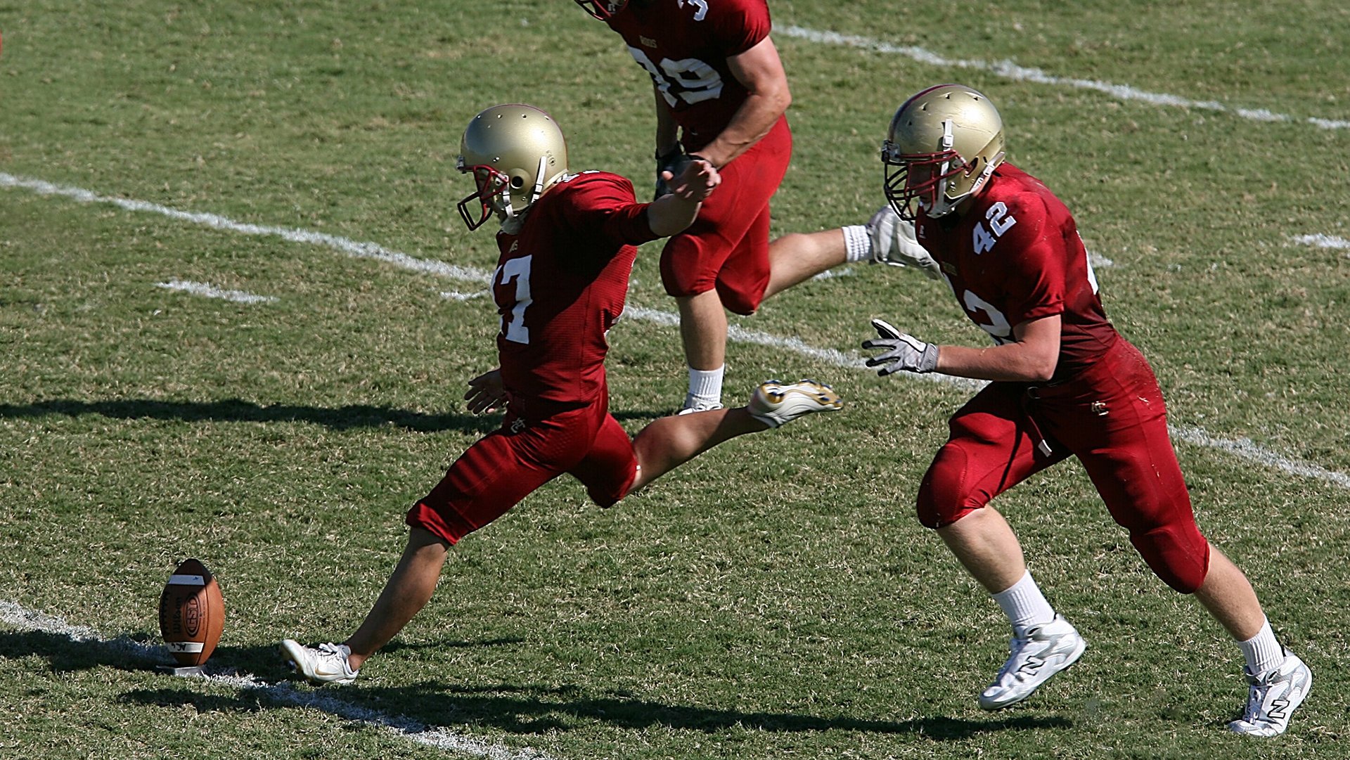 全面推进足球“智慧场馆”建设,提升硬件能力,足球场智能化解决方案