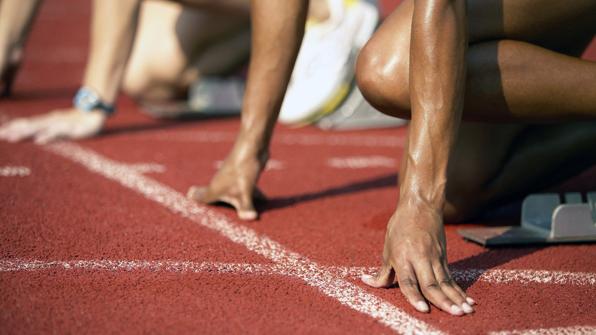 开云真人-剧烈竞争：各路“黑马”运动员崭露头角，激烈的运动员